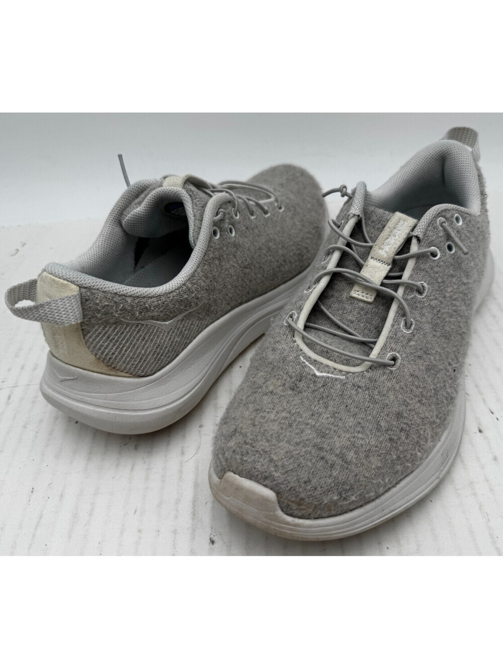 Hoka One One Hupana Flow Wool Women's Sneaker Size 6.5 Gray Athletic Shoes
